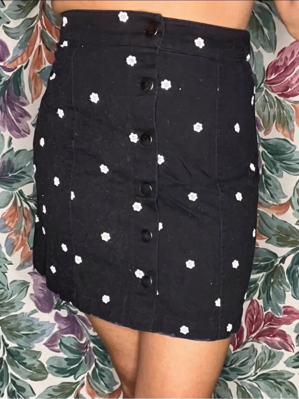 Mi Ami Black Embroidered Flowers Button Down Skirt